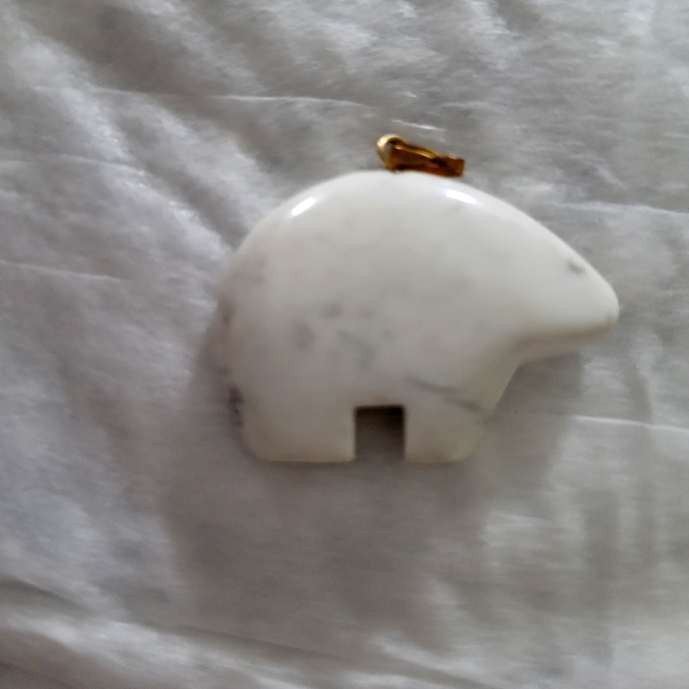 Polar bear pendant